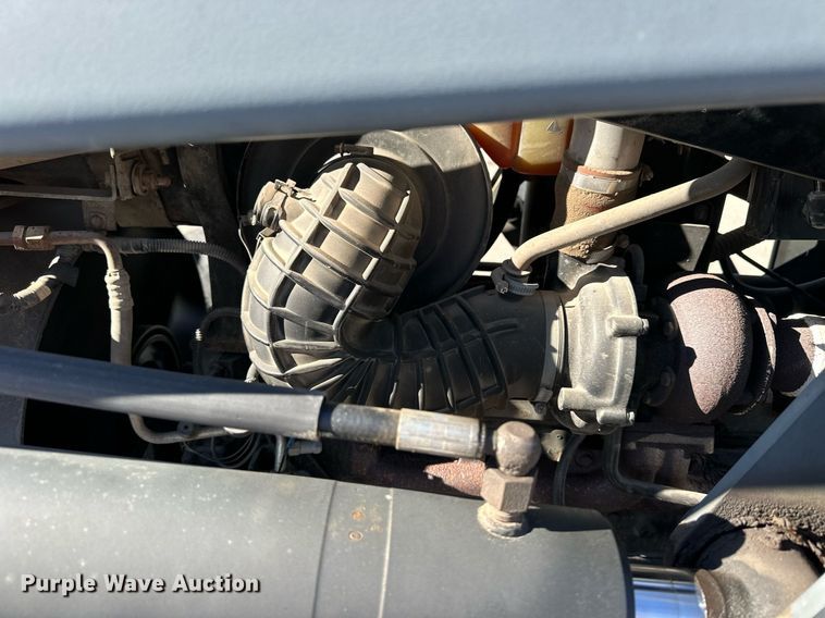 image for item NJ9334 2006 New Holland TM-120 MFWD tractor