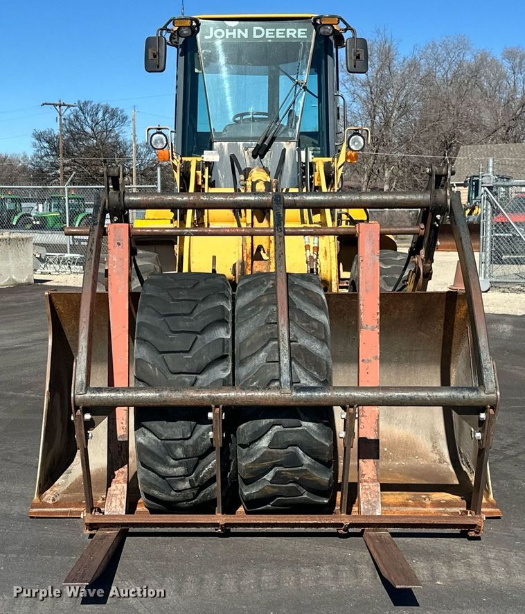 image for item NJ9335 2003 John Deere 444H wheel loader