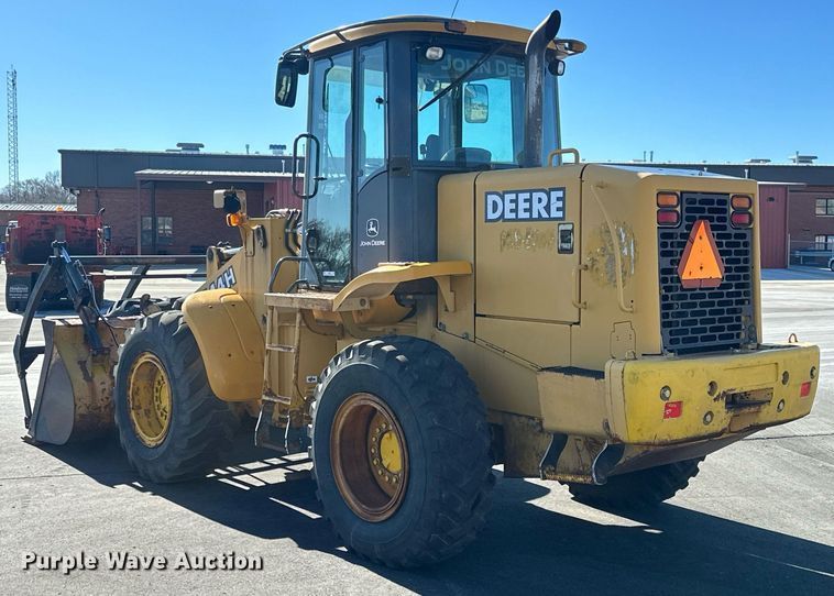 image for item NJ9335 2003 John Deere 444H wheel loader