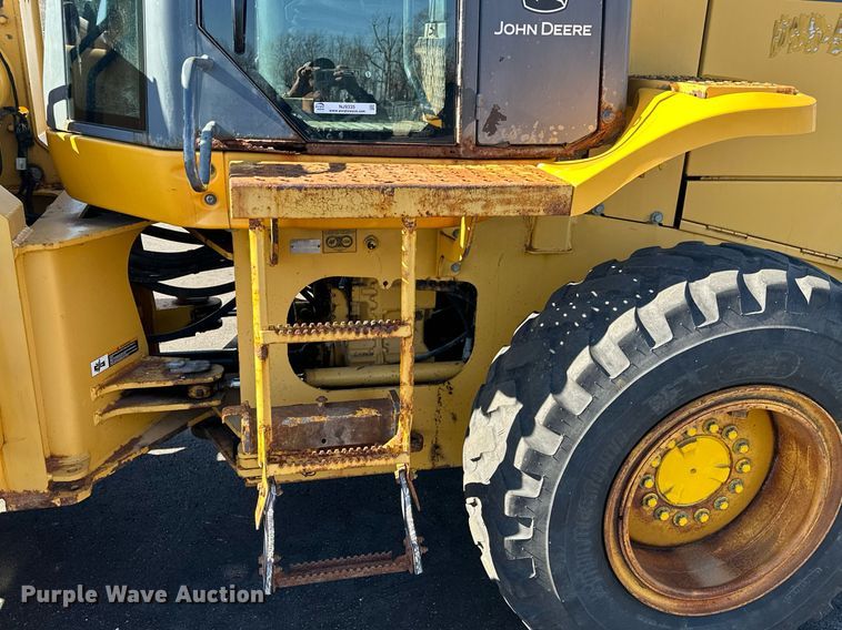 image for item NJ9335 2003 John Deere 444H wheel loader