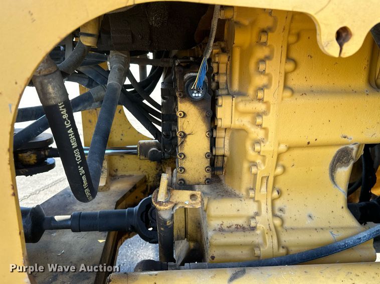 image for item NJ9335 2003 John Deere 444H wheel loader