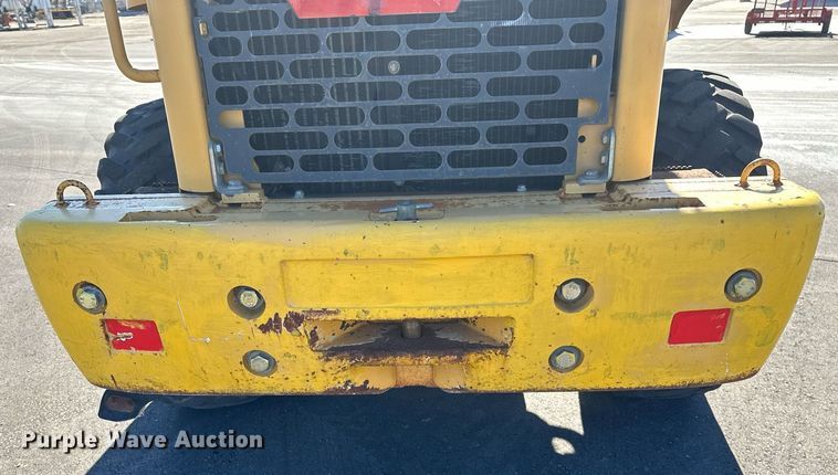 image for item NJ9335 2003 John Deere 444H wheel loader