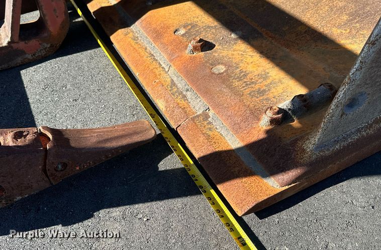 image for item NJ9335 2003 John Deere 444H wheel loader