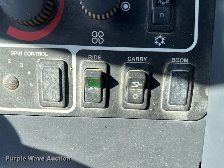 image for item NJ9335 2003 John Deere 444H wheel loader