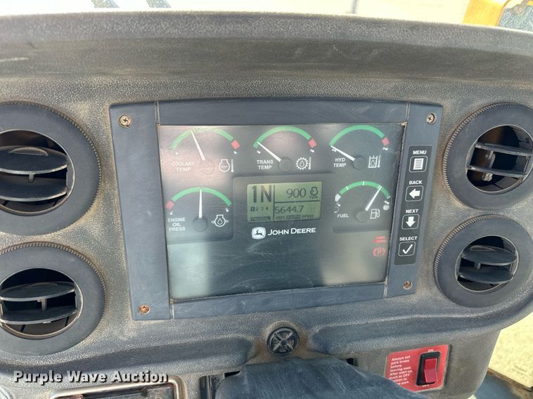 image for item NJ9337 2005 John Deere 444J wheel loader