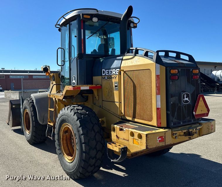 image for item NJ9338 2005 John Deere 444J wheel loader