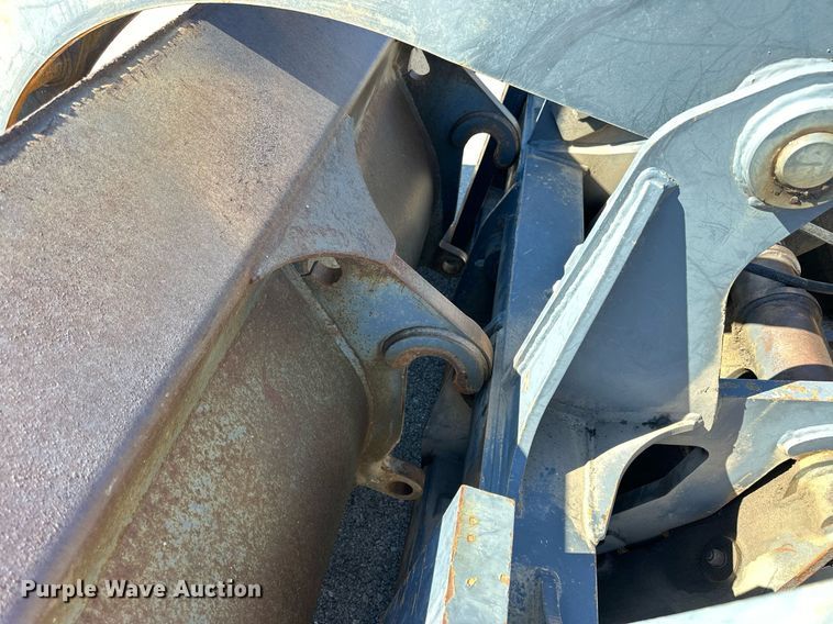 image for item NJ9338 2005 John Deere 444J wheel loader