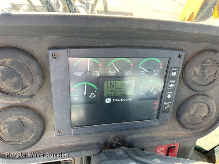 image for item NJ9338 2005 John Deere 444J wheel loader