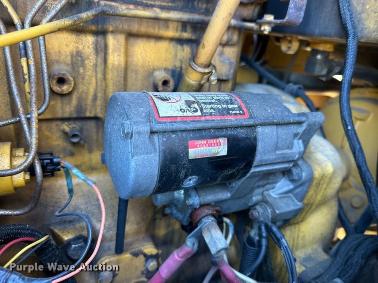 image for item NJ9338 2005 John Deere 444J wheel loader