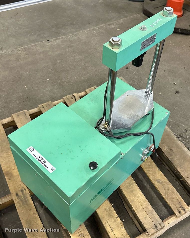 image for item NP9499 Marshall Pine AF850T asphalt sample tester