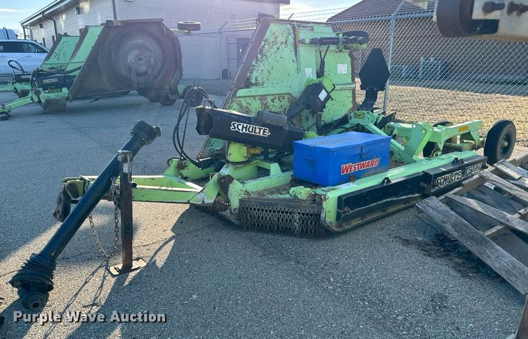 image for item NU9346 2006 Schulte XH1000 rotary mower