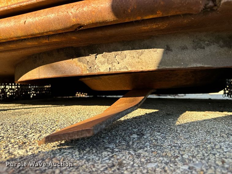 image for item NU9346 2006 Schulte XH1000 rotary mower