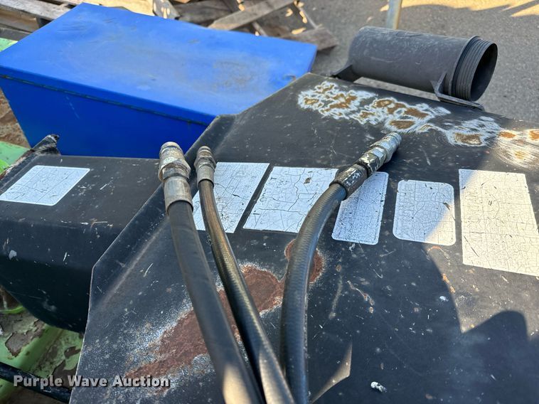 image for item NU9346 2006 Schulte XH1000 rotary mower