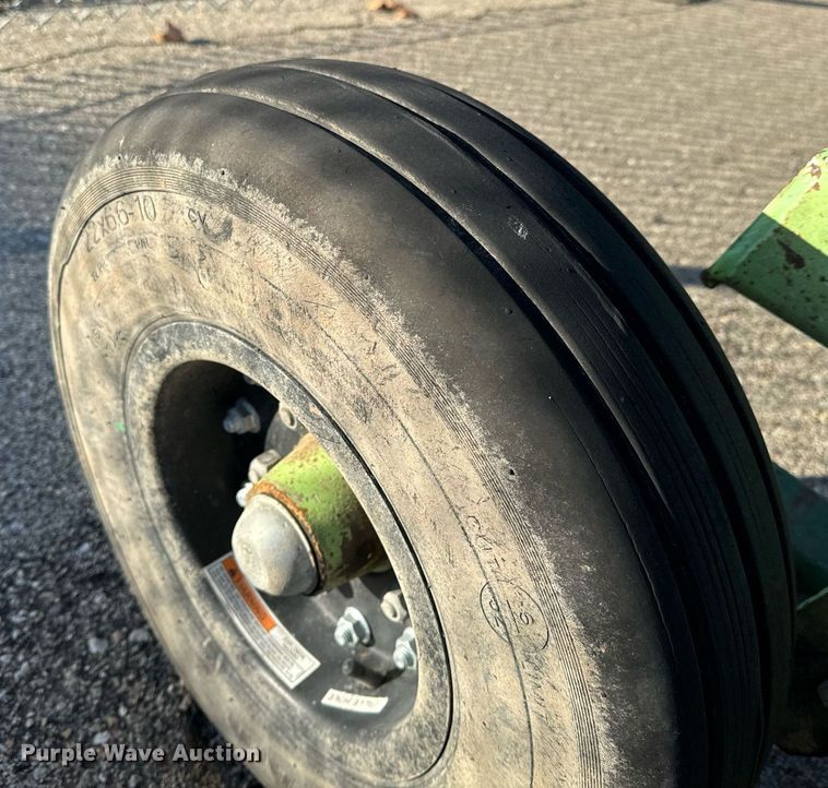 image for item NU9346 2006 Schulte XH1000 rotary mower