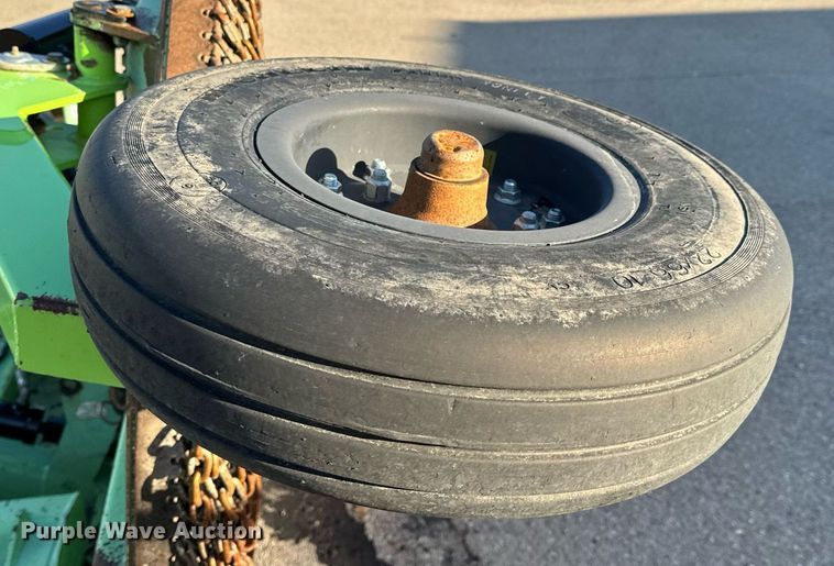 image for item NU9346 2006 Schulte XH1000 rotary mower