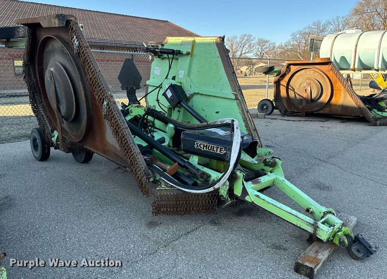 image for item NU9347 2006 Schute XH1500 batwing rotary mower