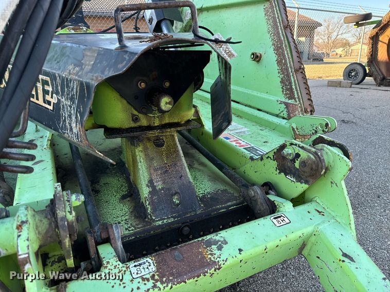 image for item NU9347 2006 Schute XH1500 batwing rotary mower