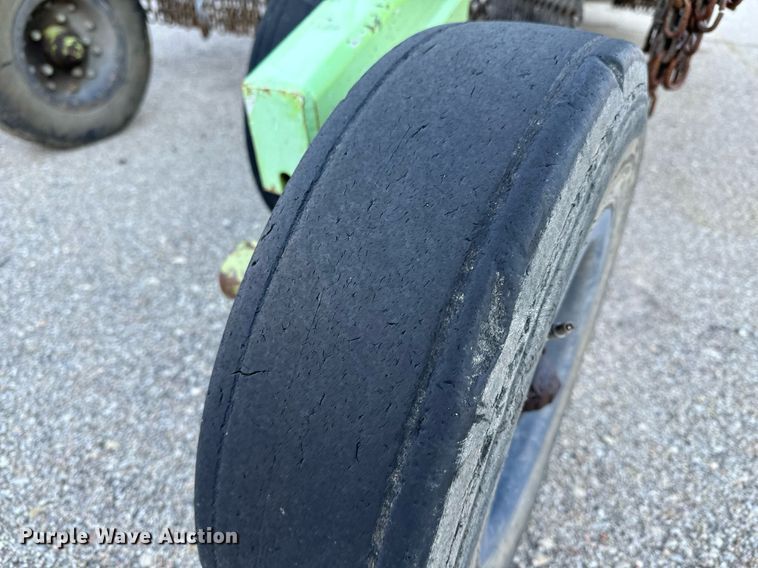 image for item NU9347 2006 Schute XH1500 batwing rotary mower