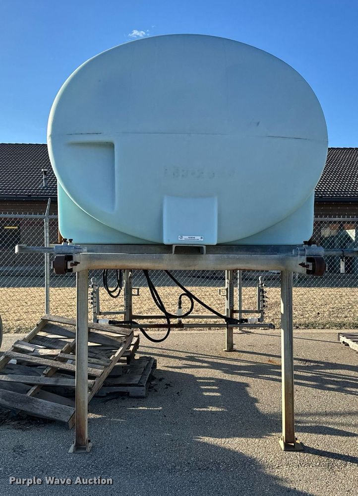 image for item NU9348 1998 Norwesco 1635 salt brine tank