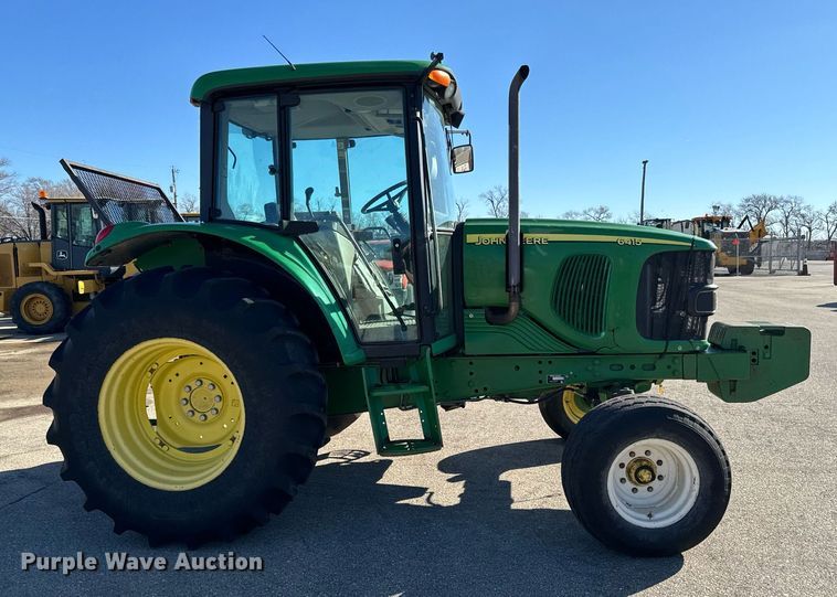 image for item NU9353 2006 John Deere 6415 tractor