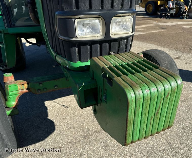 image for item NU9353 2006 John Deere 6415 tractor