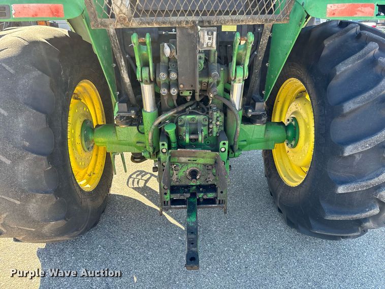image for item NU9353 2006 John Deere 6415 tractor