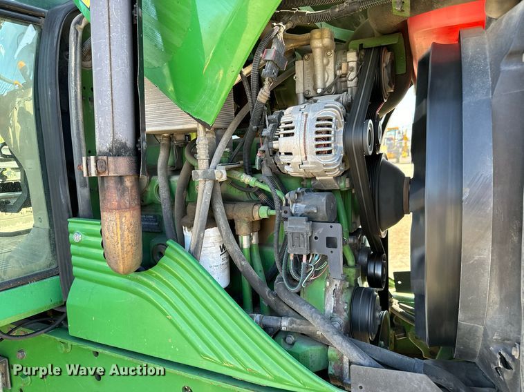 image for item NU9353 2006 John Deere 6415 tractor