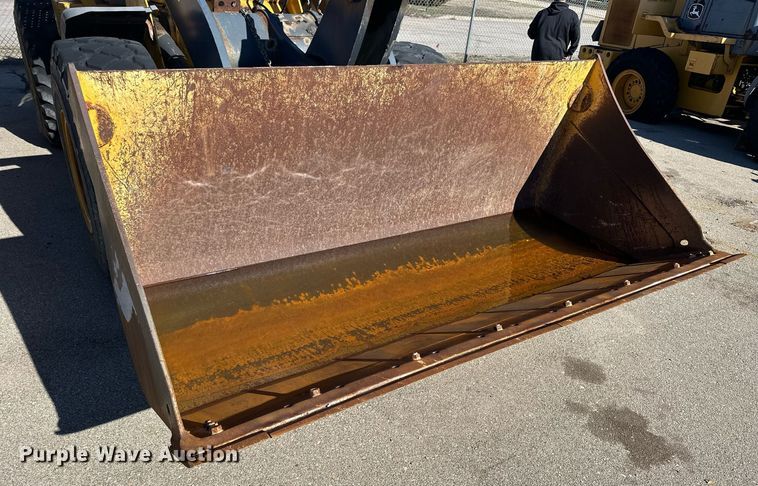 image for item NU9355 2007 John Deere 624J wheel loader