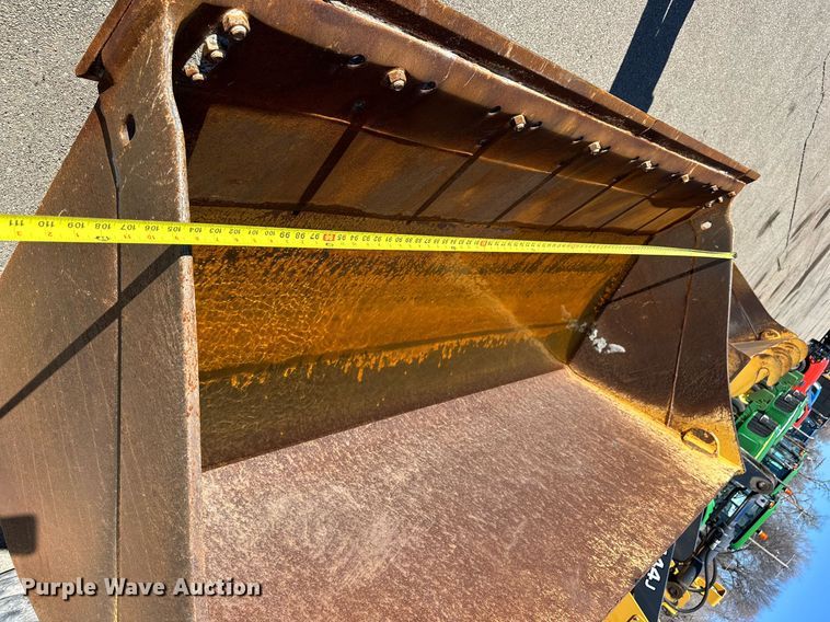 image for item NU9355 2007 John Deere 624J wheel loader