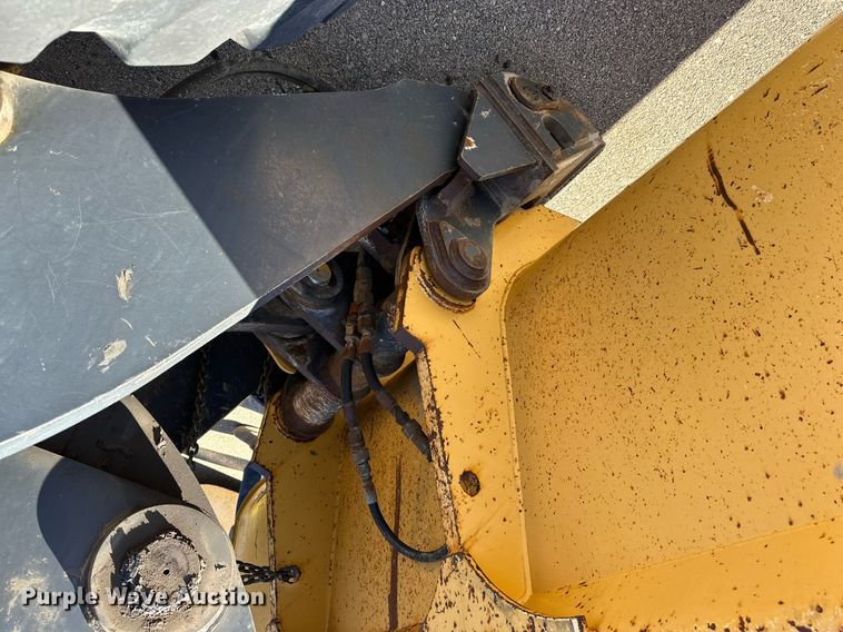 image for item NU9355 2007 John Deere 624J wheel loader