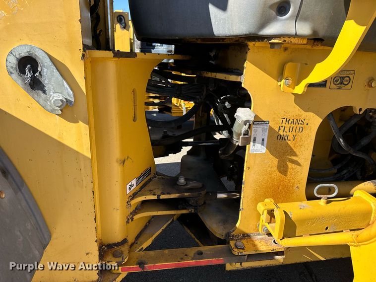 image for item NU9355 2007 John Deere 624J wheel loader