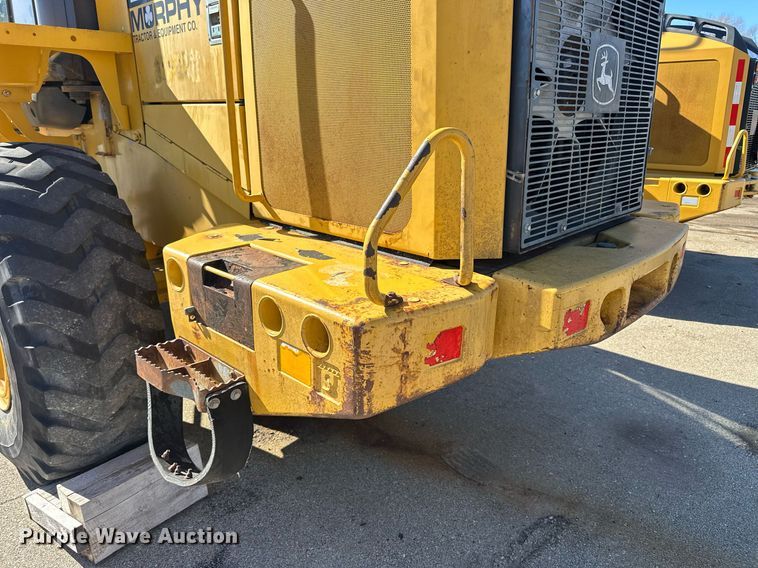 image for item NU9355 2007 John Deere 624J wheel loader