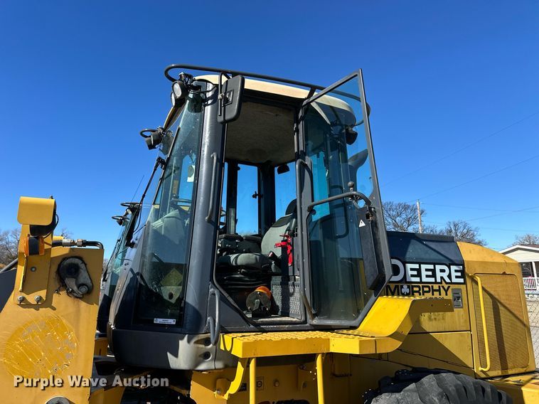 image for item NU9355 2007 John Deere 624J wheel loader