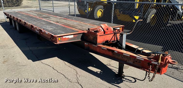 image for item NU9356 2006 Trail-Eze TE401 tilt deck equipment trailer