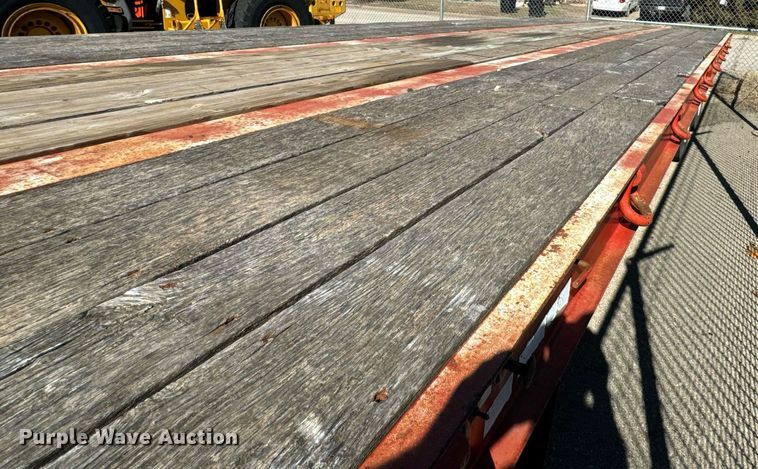 image for item NU9356 2006 Trail-Eze TE401 tilt deck equipment trailer