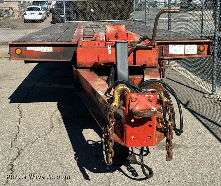 image for item NU9356 2006 Trail-Eze TE401 tilt deck equipment trailer