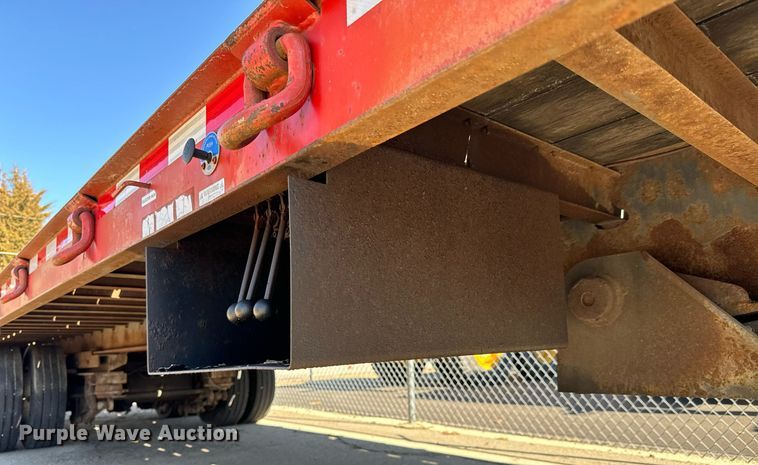 image for item NU9356 2006 Trail-Eze TE401 tilt deck equipment trailer