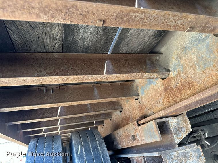 image for item NU9356 2006 Trail-Eze TE401 tilt deck equipment trailer