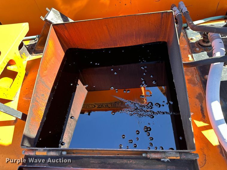 image for item NU9357 2012 Stepp SRM-10X120 asphalt recycler