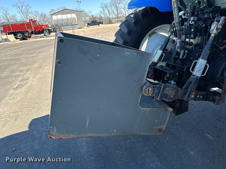 image for item NU9359 2006 New Holland TM-120 MFWD tractor