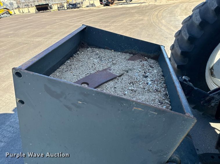 image for item NU9359 2006 New Holland TM-120 MFWD tractor