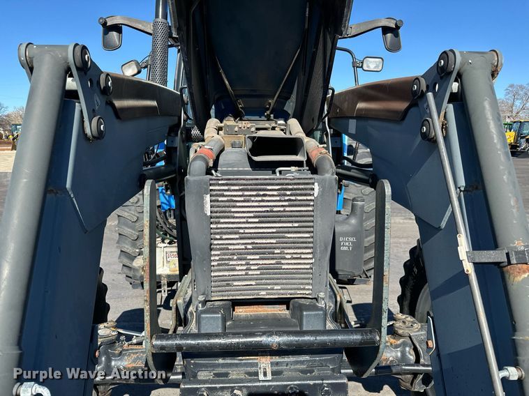 image for item NU9359 2006 New Holland TM-120 MFWD tractor