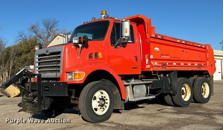 image for item NU9364 2006 Sterling LT7500 dump truck