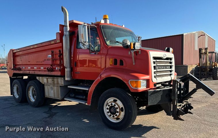 image for item NU9364 2006 Sterling LT7500 dump truck
