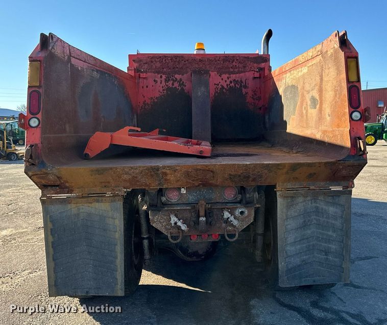 image for item NU9364 2006 Sterling LT7500 dump truck