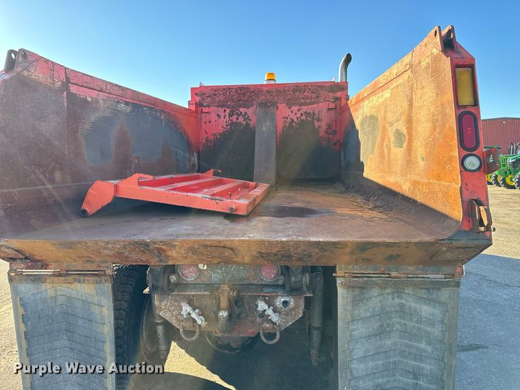 image for item NU9364 2006 Sterling LT7500 dump truck