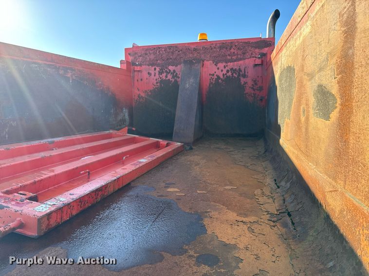 image for item NU9364 2006 Sterling LT7500 dump truck