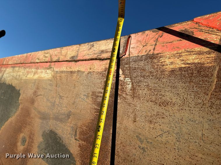 image for item NU9364 2006 Sterling LT7500 dump truck