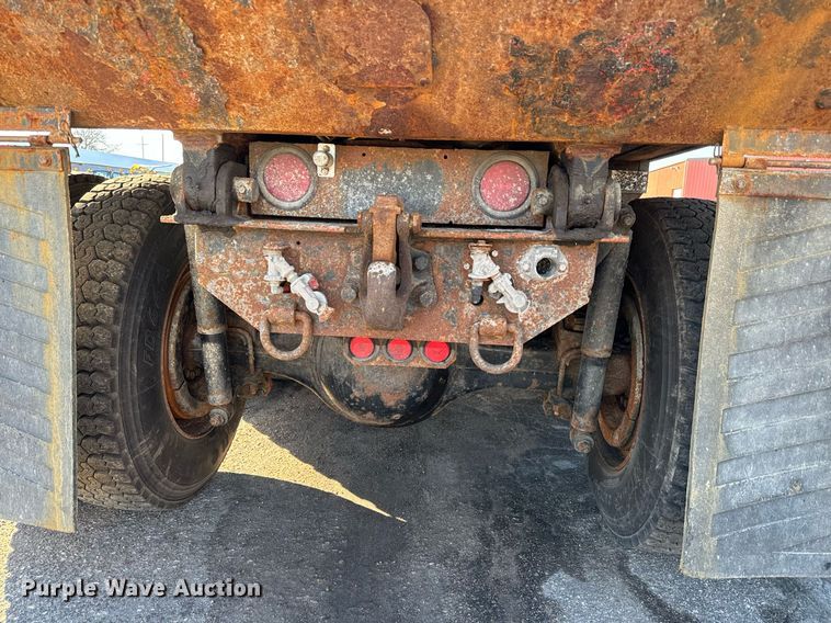 image for item NU9364 2006 Sterling LT7500 dump truck