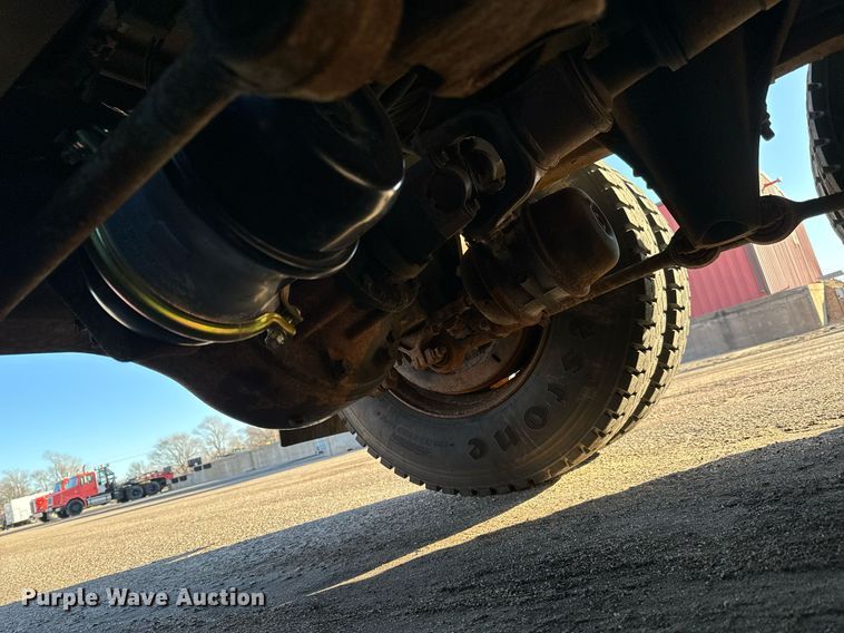 image for item NU9364 2006 Sterling LT7500 dump truck